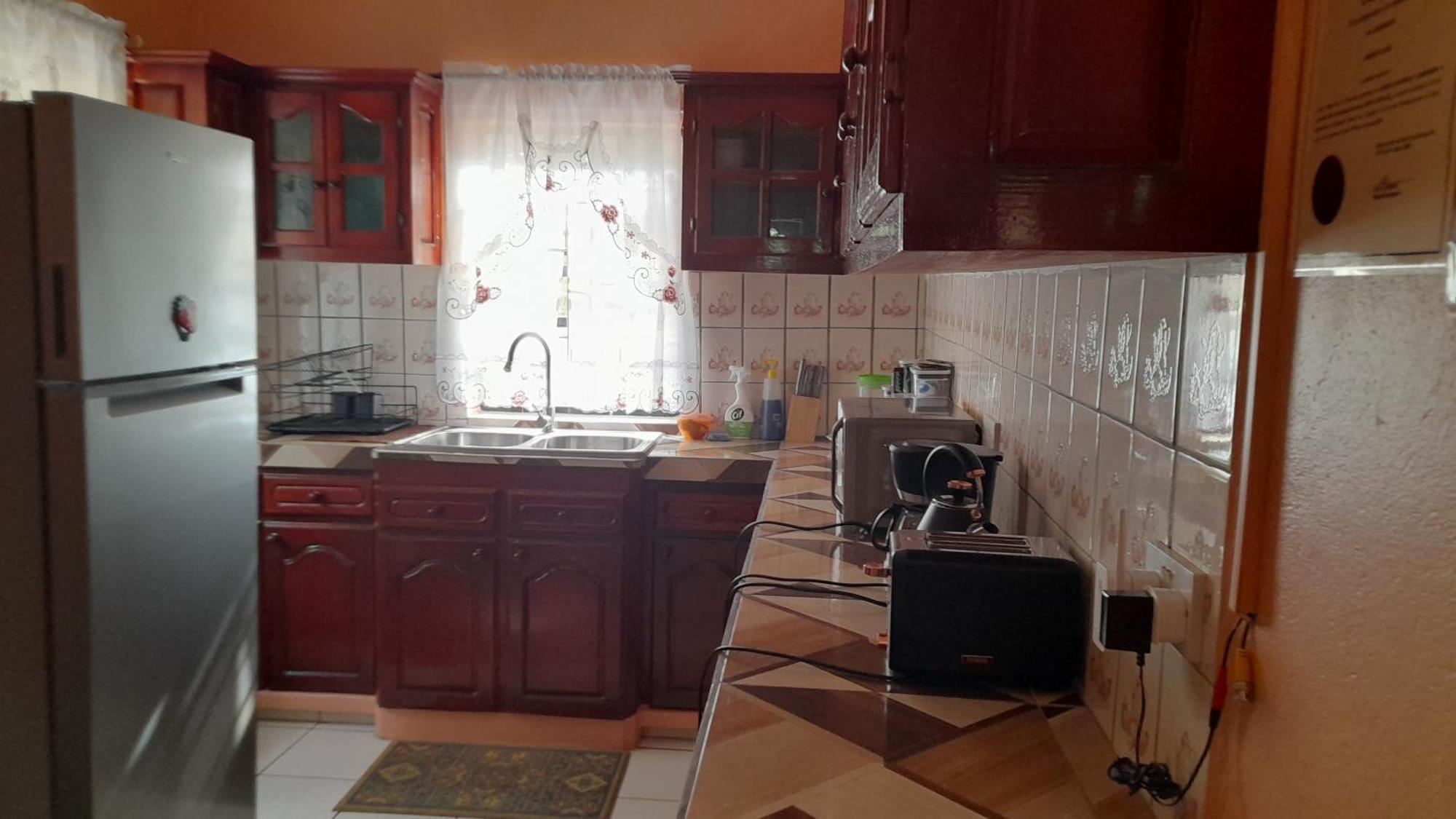 Angie'S Cove, Modern Get-Away Overlooking Кастрі Екстер'єр фото
